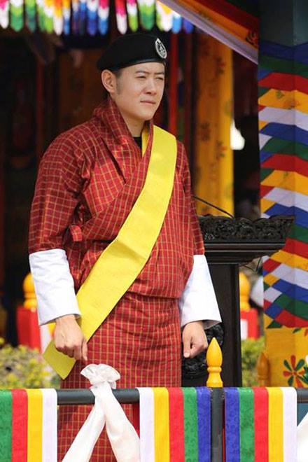 กษัตริย์ภูฏาน ทรงมีพระบรมราชโองการให้วัดทั่วประเทศ สวดถวายพระพรในหลวง
